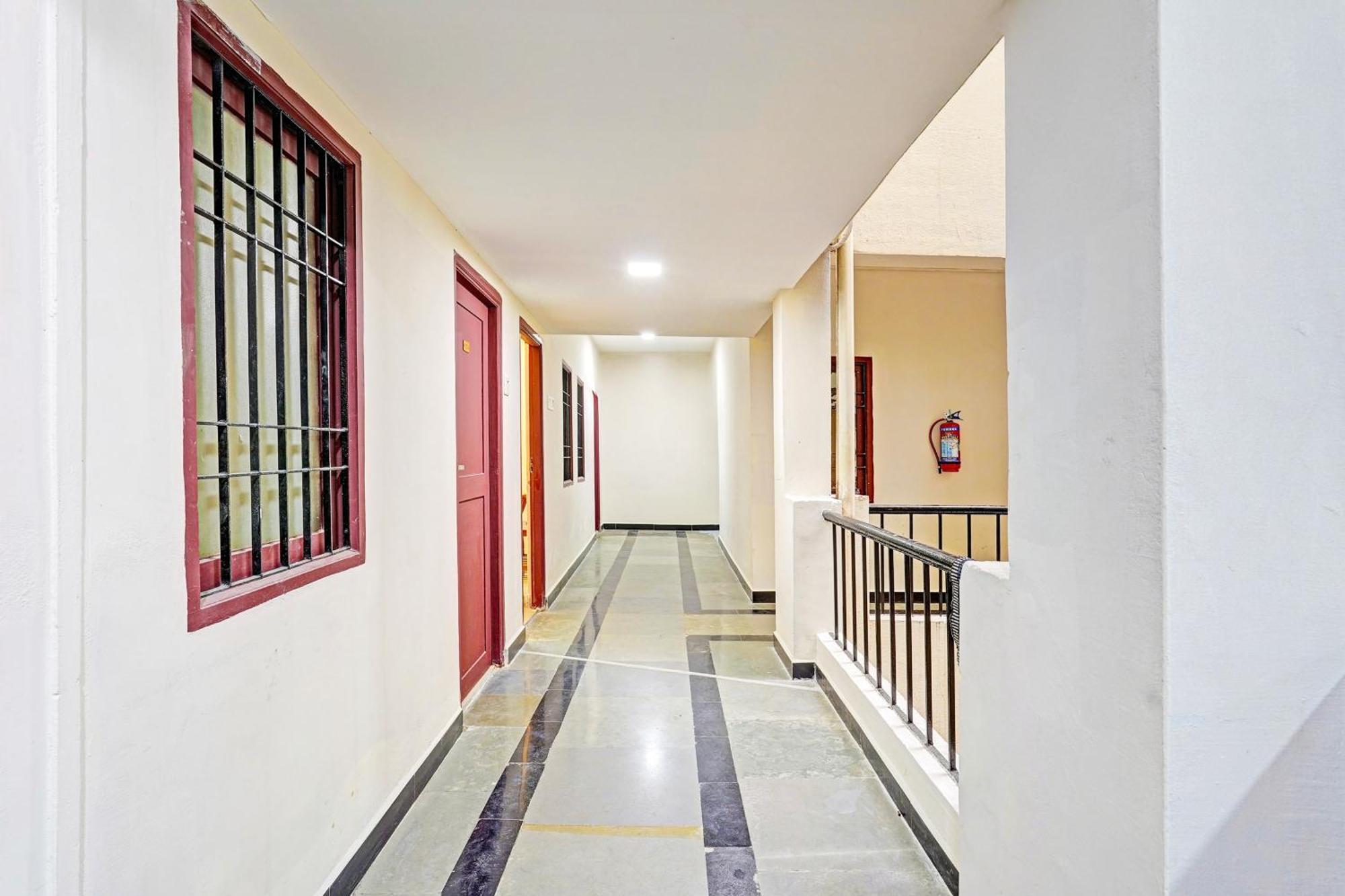 Hotel O Purasaiwalkam Chennai Exteriör bild